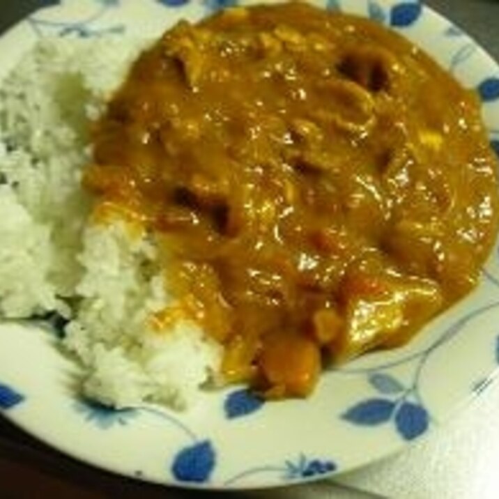 カレー（トマト缶）